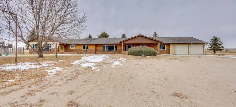 带室内游泳池的华丽Calhan家！(Stunning Calhan Home w/ Indoor Pool!)图片