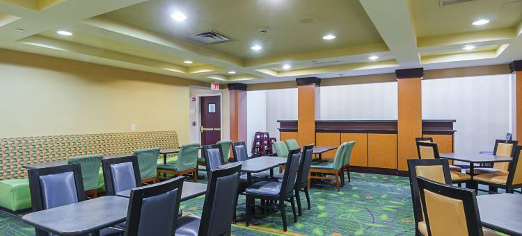 波士顿里维尔凯艺酒店(Quality Inn Boston-Revere)图片