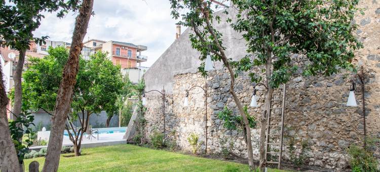 Apartment near Mount Etna with Pool图片