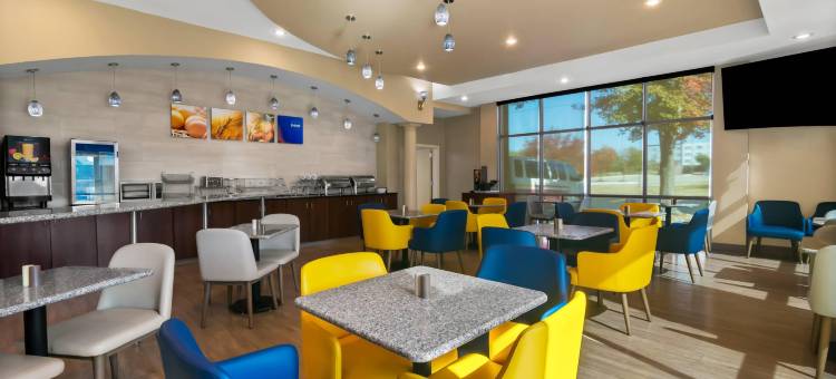 本顿维尔-罗杰斯舒适套房酒店(Comfort Suites Bentonville - Rogers)图片