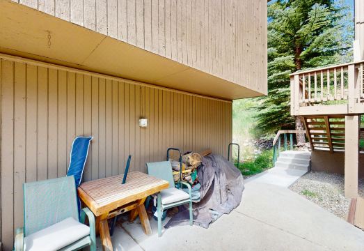 Pitkin Creek 13E Hotel Overview