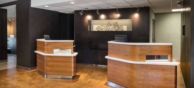 凤凰城机场万怡酒店(Courtyard Phoenix Airport)图片