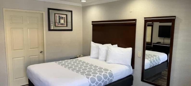 罗德威酒店-圣地亚哥南国家城市(Rodeway Inn National City San Diego South)图片