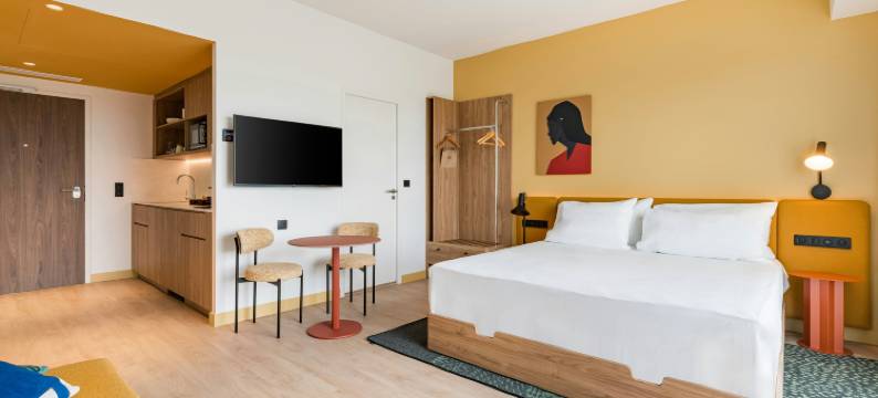 希尔顿欢朋波尔多梅里尼亚克机场酒店(Hampton by Hilton Bordeaux Merignac Airport)图片