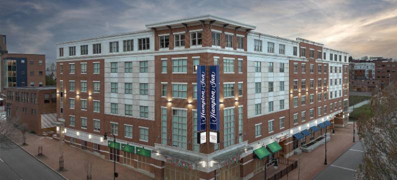 希尔顿欢朋酒店-波特兰市区海滨(Hampton Inn Portland Downtown - Waterfront)图片