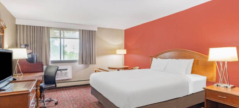 大福克斯华美达酒店(Ramada by Wyndham Grand Forks)图片