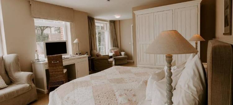 海肯多夫波罗的海海滨桑拿酒店(Belvilla)(Heikendorf Ostseebad Strandhotel mit Sauna by Belvilla)图片