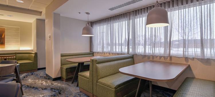 东大福克斯万枫套房酒店(Fairfield Inn & Suites East Grand Forks)图片