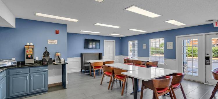 华纳罗宾斯呗盟套房酒店(Baymont by Wyndham Warner Robins)图片