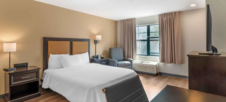 Extended Stay America 套房 - 坦帕 - 机场 - Spruce街(Extended Stay America Suites - Tampa - Airport - Spruce Street)图片