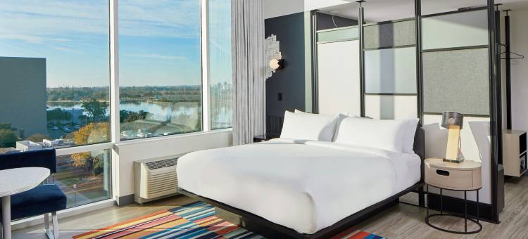海岸线中心威尔明顿雅乐轩酒店(Aloft Wilmington at Coastline Center)图片