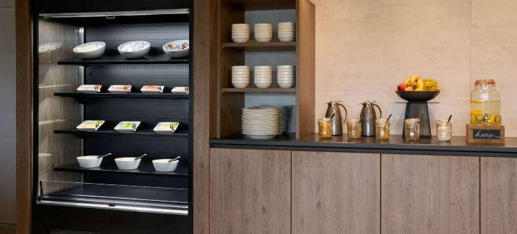 厄斯特林根Four Points Flex by Sheraton酒店(Four Points Flex by Sheraton Östringen)图片