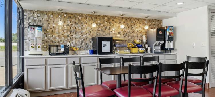 红屋顶旅馆惠勒斯堡(Red Roof Inn Wheelersburg)图片