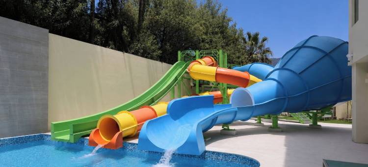 洲际假日度假村蒙特雷圣地亚哥(Holiday Inn Resort MONTERREY - SANTIAGO by IHG)图片