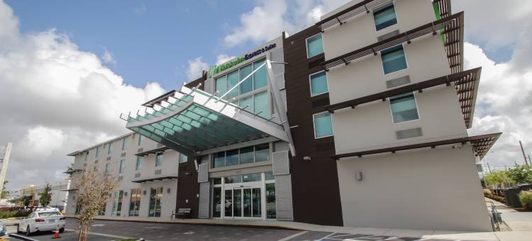 迈阿密机场东套房智选假日酒店(Holiday Inn Express & Suites MIAMI AIRPORT EAST by IHG)图片