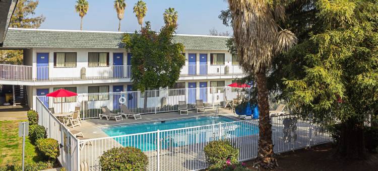 波特维尔6号汽车旅馆(Motel 6 Porterville, CA)图片