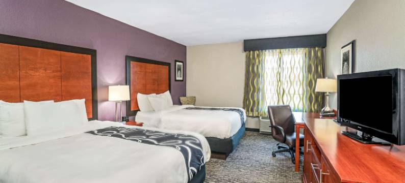 诺克斯维尔北I-75拉昆塔温德姆套房酒店(La Quinta Inn & Suites by Wyndham Knoxville North I-75)图片