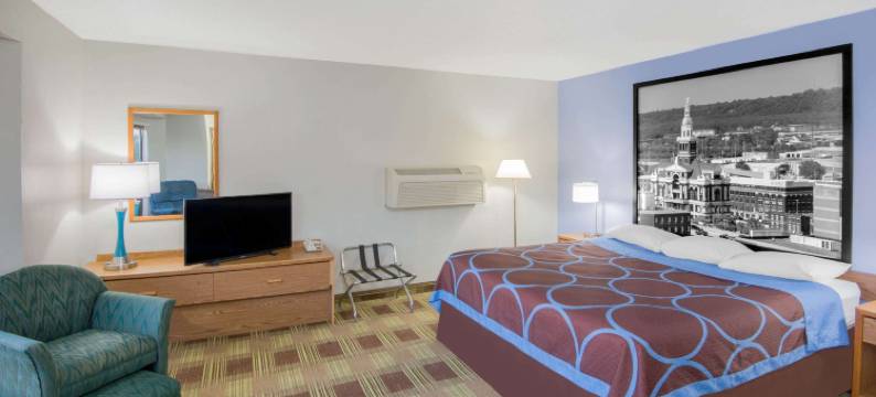 托莱多速8酒店(Super 8 by Wyndham Toledo)图片