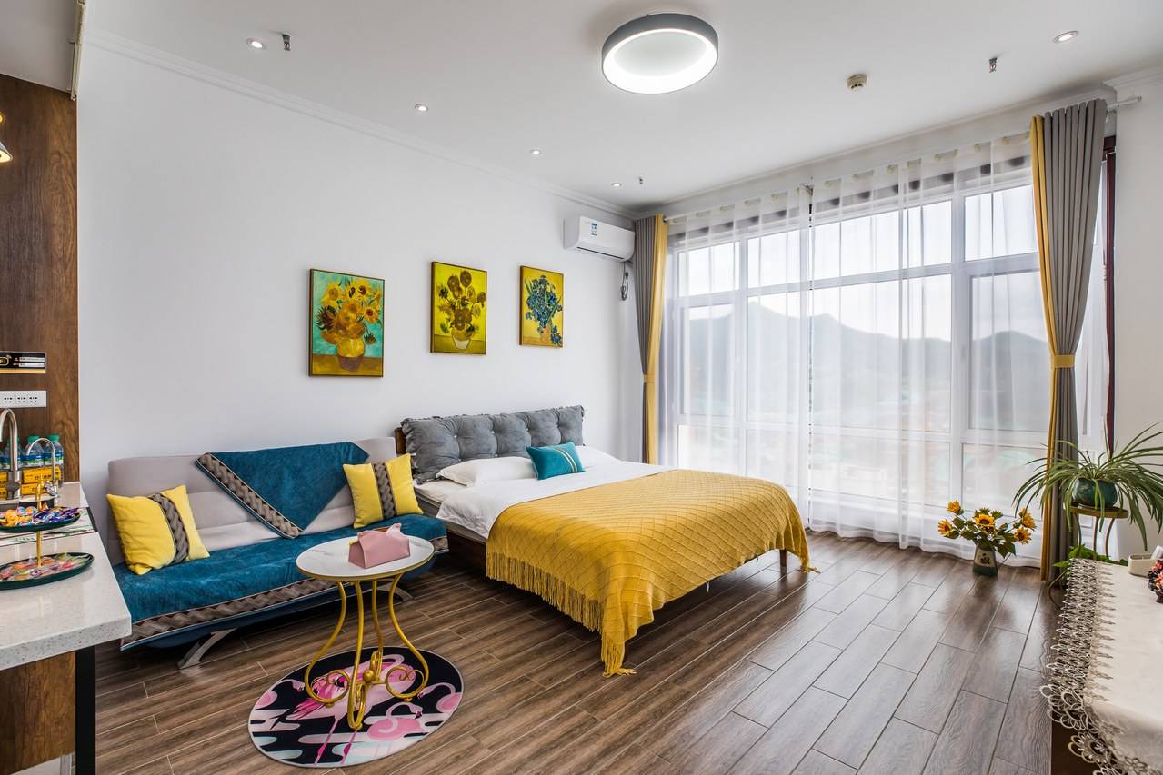 鼎盛王朝宜安民宿(广仁岭大街1号分店)