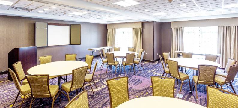 智选假日套房酒店比灵斯(Holiday Inn Express & Suites BILLINGS WEST by IHG)图片