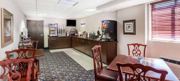 格兰德岛I-80戴斯酒店(Days Inn by Wyndham Grand Island I-80)图片