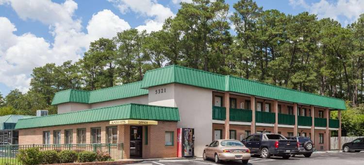 哥伦比亚-杰克逊堡温德姆速8酒店(Super 8 by Wyndham Columbia SC / Ft. Jackson)图片