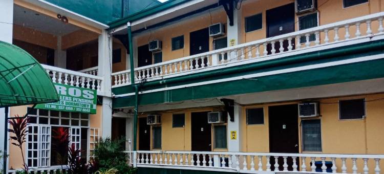 红多兹@埃罗斯旅行者旅馆(RedDoorz @ Eros Travellers Pensione)图片