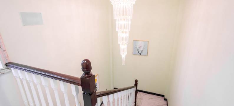 皇庭游玩儿民宿(山青路分店)图片