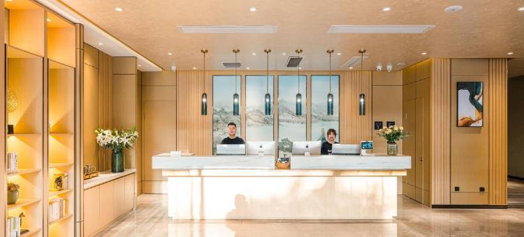 杭州西湖银泰定安路亚朵X酒店图片