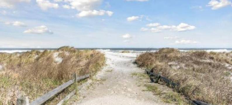 Beach Block Parking Modern Decor Porch图片