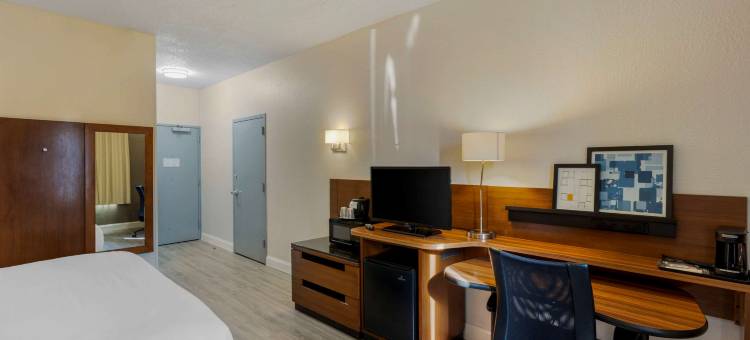 舒适套房酒店-芒特劳雷尔-费城(Comfort Inn & Suites Mt Laurel-Philadelphia)图片