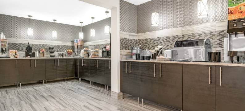 罗切斯特梅奥诊所区速8酒店(Super 8 by Wyndham Rochester Mayo Clinic Area)图片