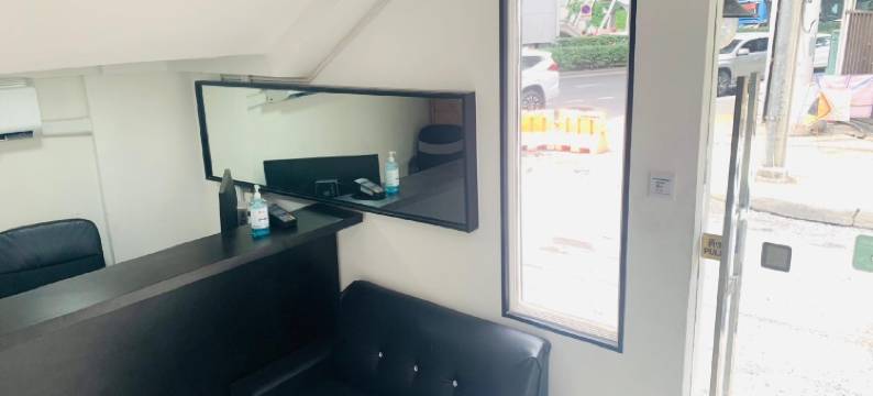 通罗套房酒店(Thonglor Suites Hotel)图片