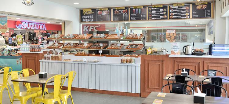 苏祖亚兰套普拉帕特酒店(Suzuya Hotel Rantau Prapat)图片