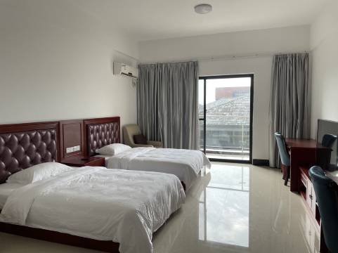 湖塘精品专家公寓(铁山路分店)