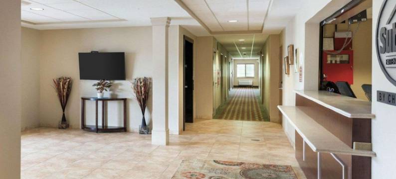 郊区开间特里亚德尔菲亚 - 惠灵在高地(Suburban Studios Triadelphia - Wheeling at the Highlands)图片