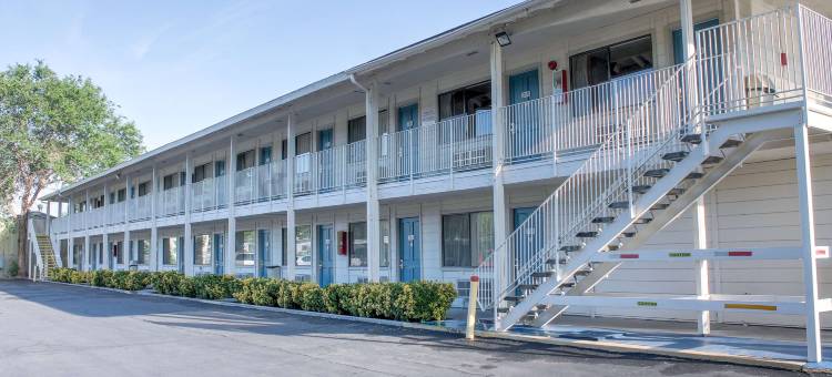 毕晓普6号汽车旅馆(Motel 6 Bishop, CA)图片