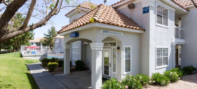 亚利桑那坦佩 6 号公寓酒店(Studio 6 Tempe, AZ)图片