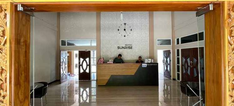 拉兰图卡日出酒店(Sunrise Hotel Larantuka)图片