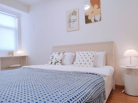 屿露公寓(石桥大街分店)