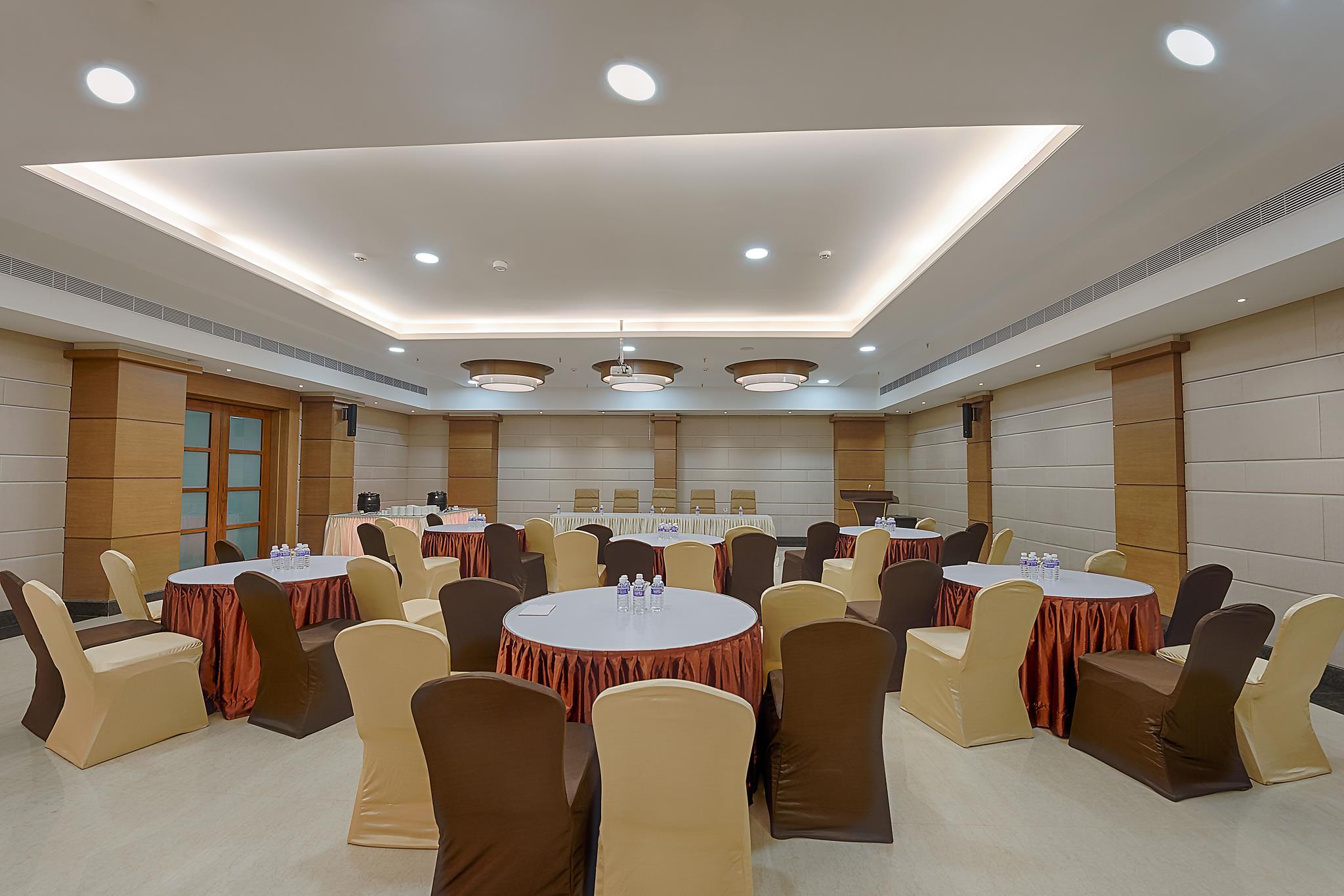 Kiscol Grands HotelOver view