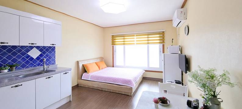 庆州Tohamsanrock度假屋(Gyeongju Tohamsan Rock Bed and Breakfast & Glamping)图片