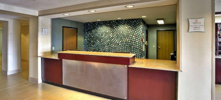 法兰克福拉昆塔温德姆套房酒店(La Quinta Inn & Suites by Wyndham Frankfort)图片