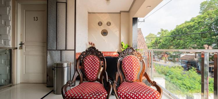 红多兹酒店-近佩雷英国村(RedDoorz Near Kampung Inggris Pare)图片