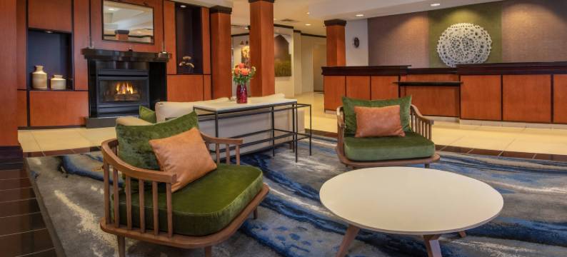 哈里森堡万枫酒店及套房(Fairfield Inn & Suites Harrisonburg)图片