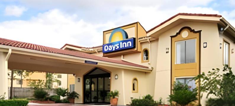 休斯顿戴斯酒店(Days Inn by Wyndham Houston)图片
