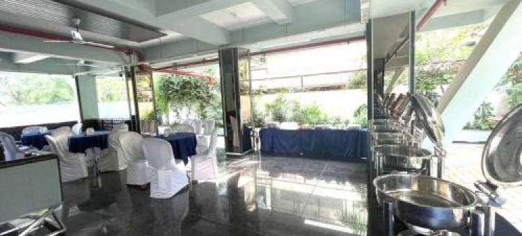 Hotel Airport KK图片