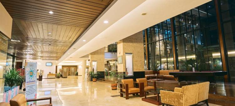 拉图瑟朗最终地平线酒店(Horison Ultima Ratu Serang)图片