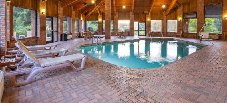 拉格兰奇呗盟套房酒店(Baymont by Wyndham LaGrange)图片