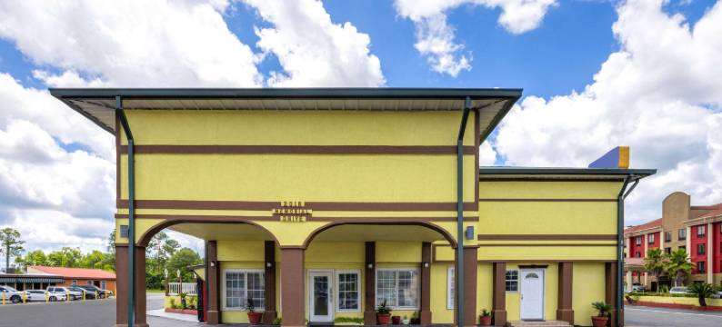 韦克罗斯戴斯酒店(Days Inn by Wyndham Waycross)图片